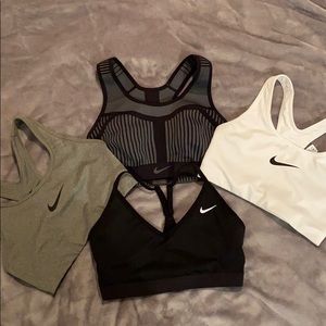 Nike sports bra bundle